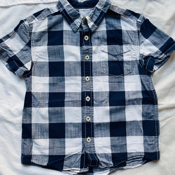 Cherokee Blue & White Button Down Short Sleeve Shirt, 5/6, EUC! - Picture 5 of 10